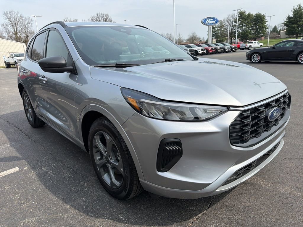 Used 2023 Ford Escape ST-Line w/ Tech Pack #1 image 7