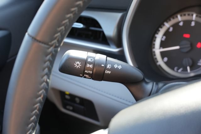 Used 2023 Toyota Highlander XLE FWD image 31
