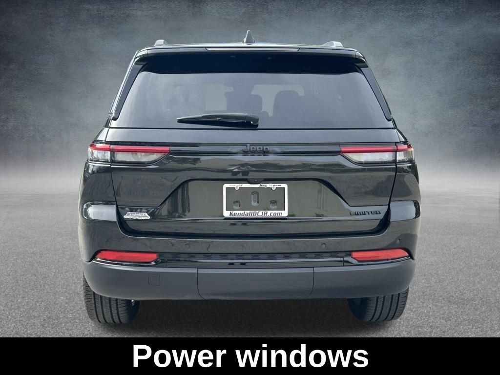 Certified 2024 Jeep Grand Cherokee Limited w/ Black Appearance Package image 8