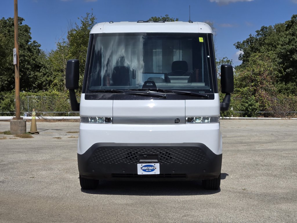 Used 2023 Chevrolet Brightdrop 600 w/ Active Safety Package 2 AWD/4WD image 2