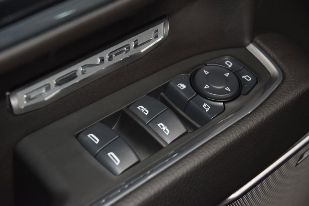 Used 2024 GMC Sierra 1500 Denali w/ Denali Reserve Package AWD/4WD image 48
