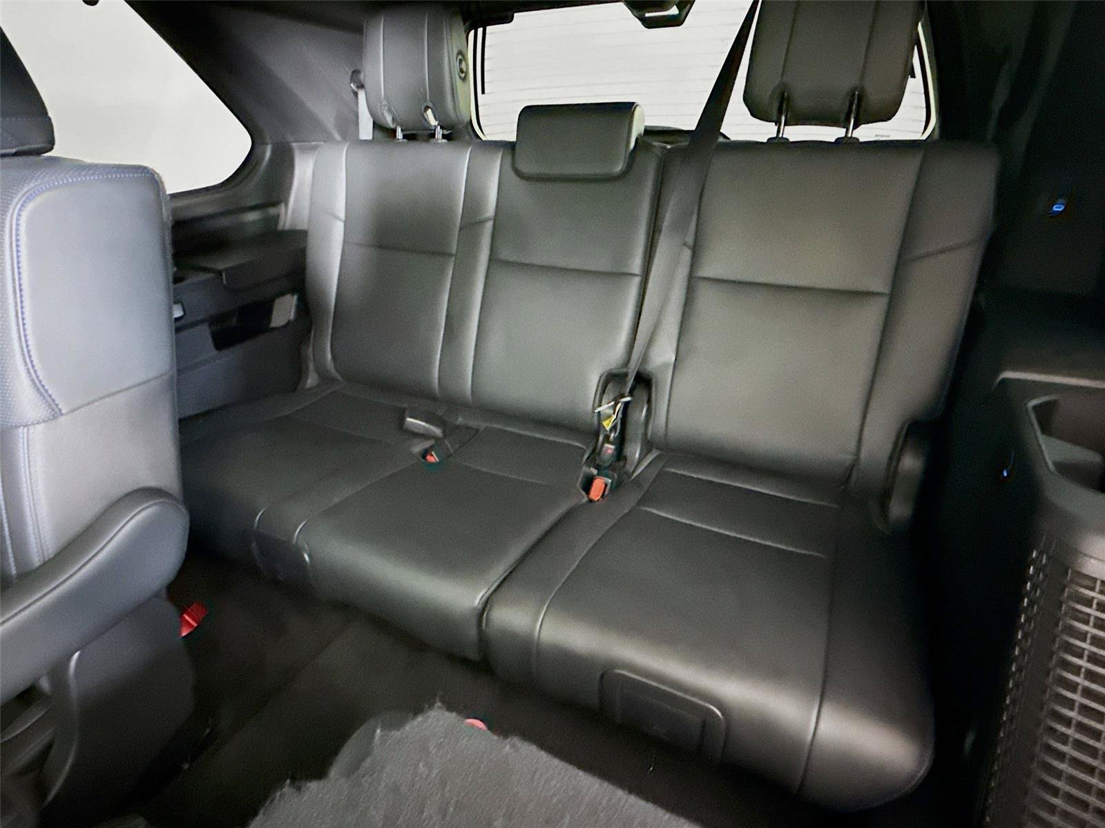 Used 2024 Toyota Sequoia Platinum AWD/4WD image 20