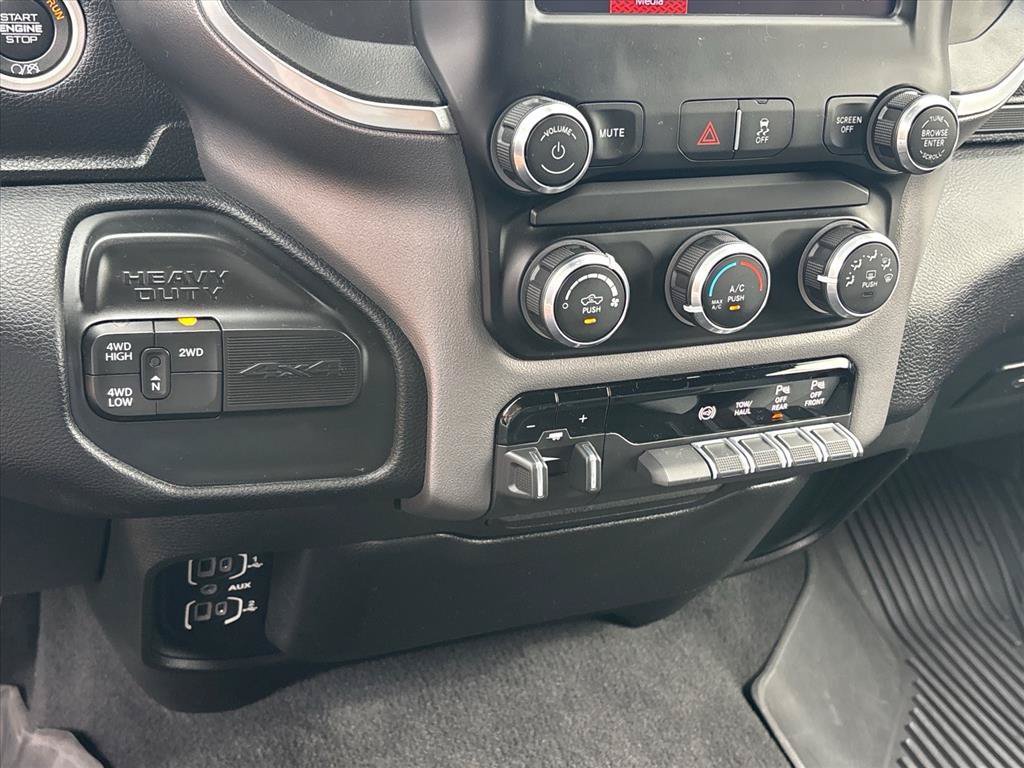 Used 2022 RAM 2500 Big Horn w/ Level A Equipment Group AWD/4WD image 19