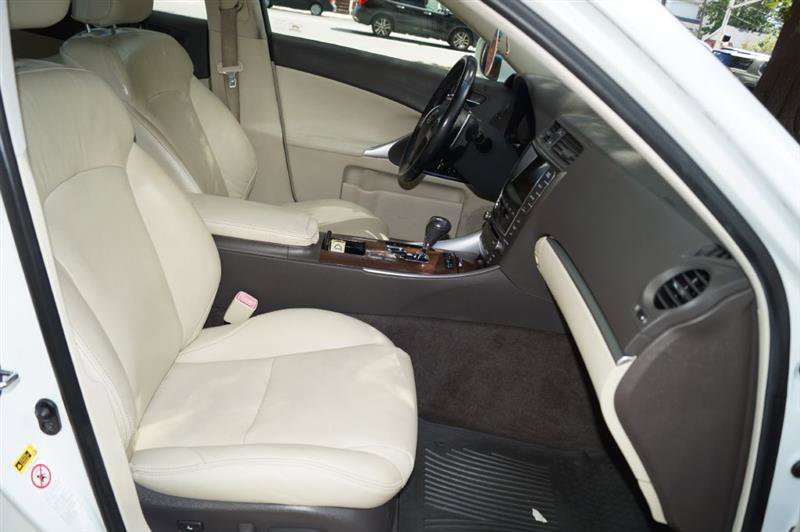 Used 2011 Lexus IS 250 AWD image 23