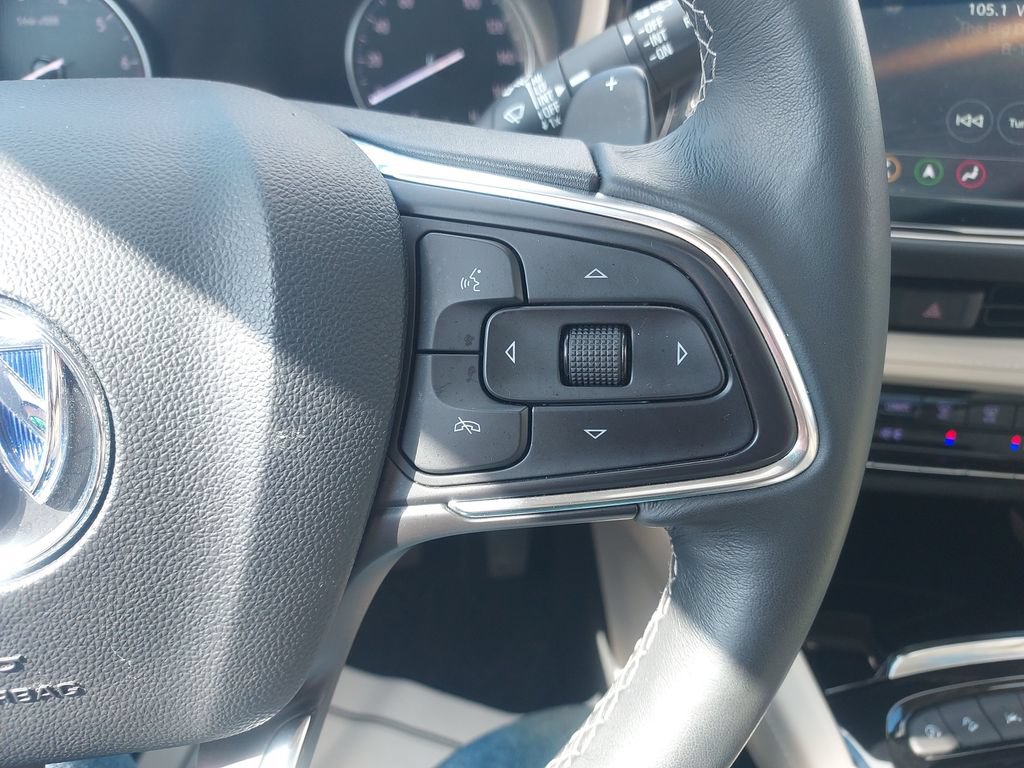 Used 2023 Buick Envision Avenir AWD/4WD image 19