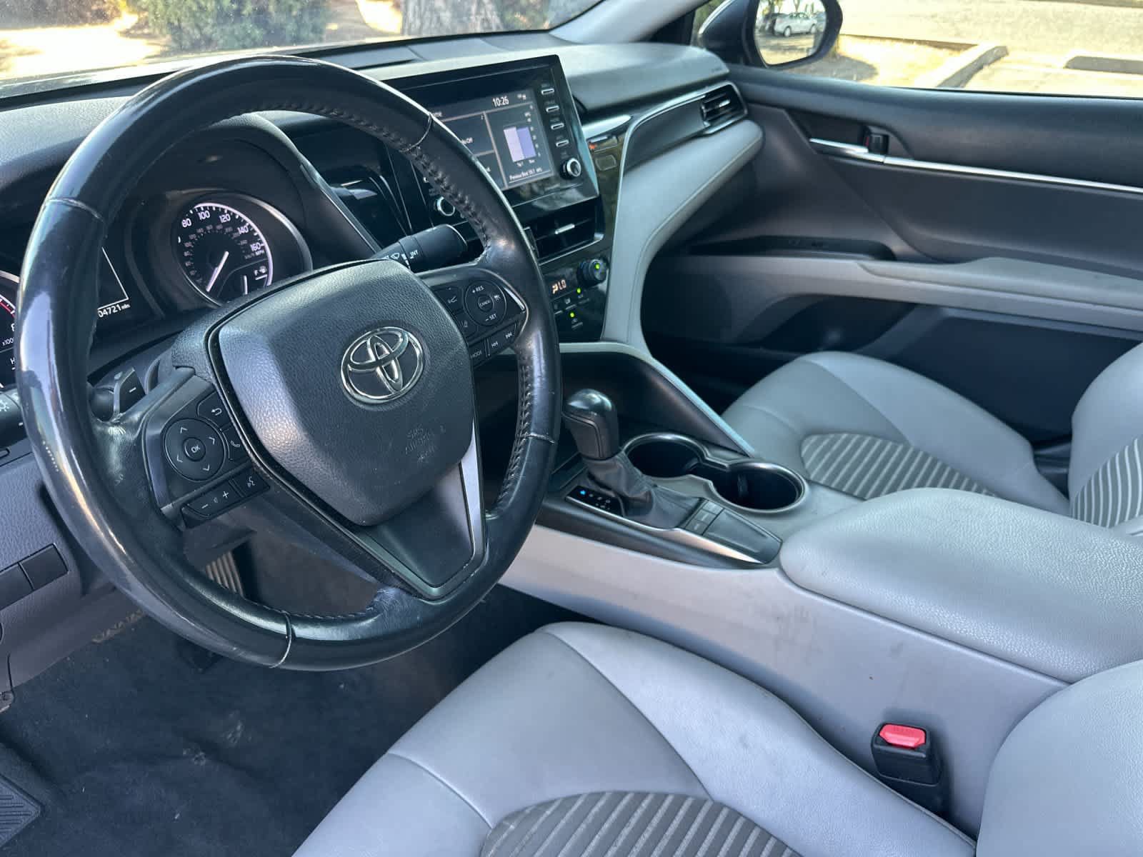 Used 2023 Toyota Camry SE FWD image 12