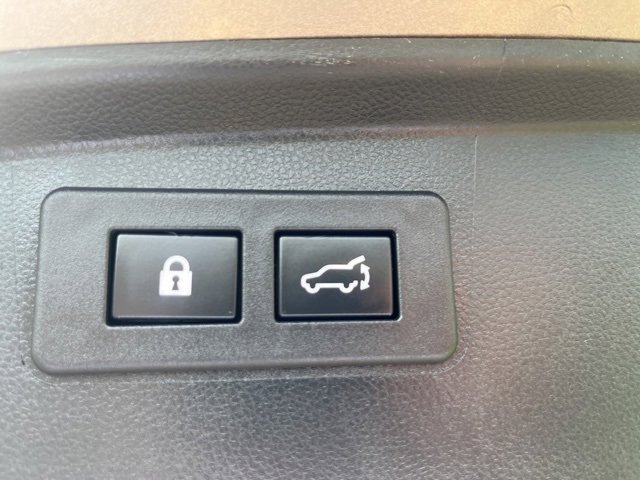 Used 2021 Subaru Outback Limited image 10