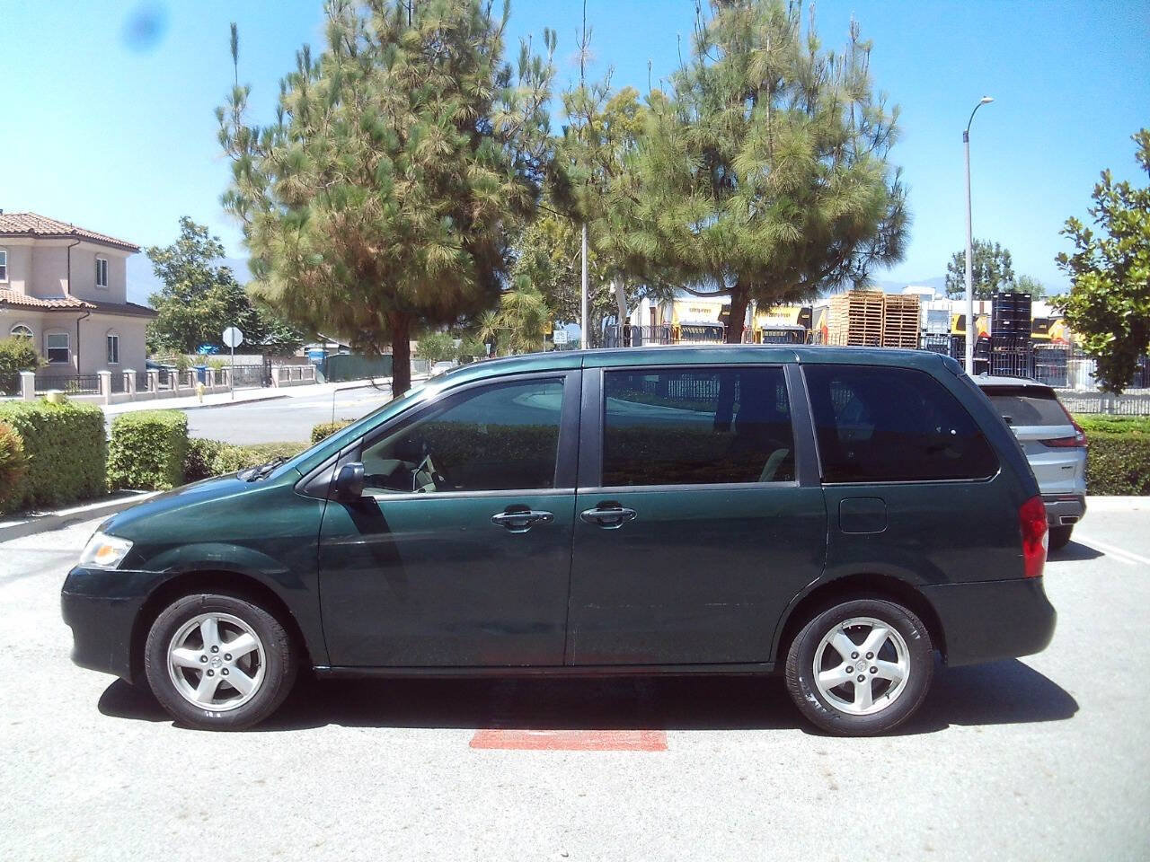 Used 2003 MAZDA MPV LX FWD image 10