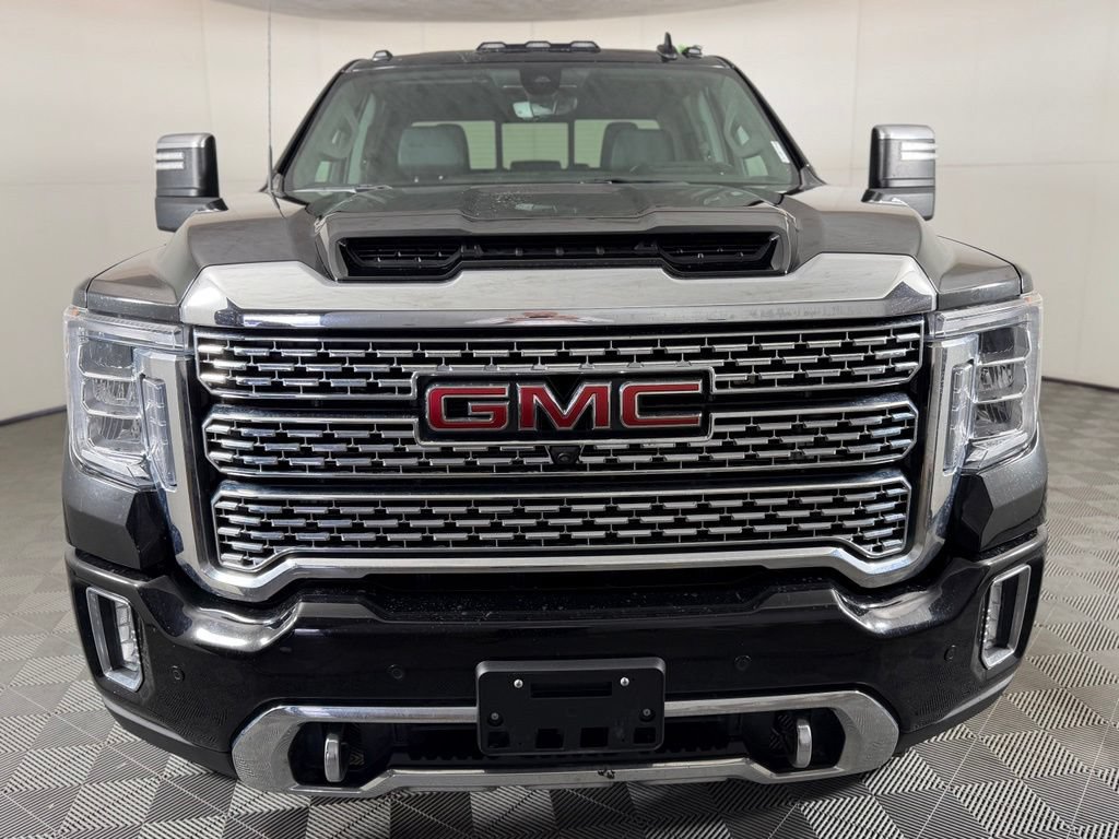 Certified 2023 GMC Sierra 3500 Denali w/ Denali Ultimate Package AWD/4WD image 2