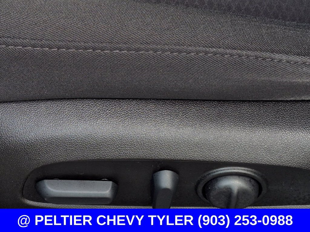 Used 2018 Chevrolet Malibu LT FWD image 28