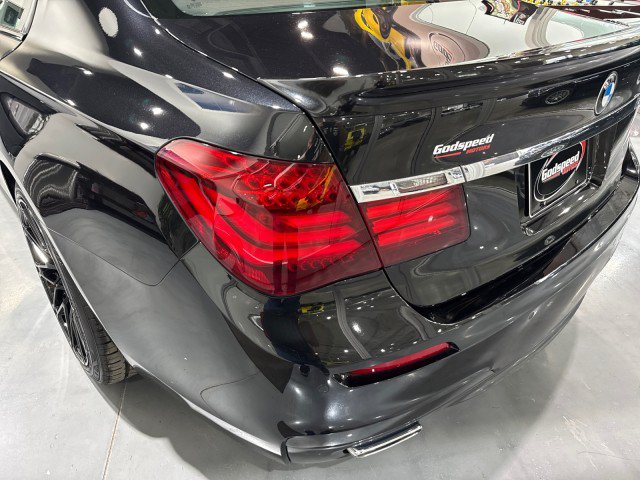 Used 2014 BMW 750i RWD image 44