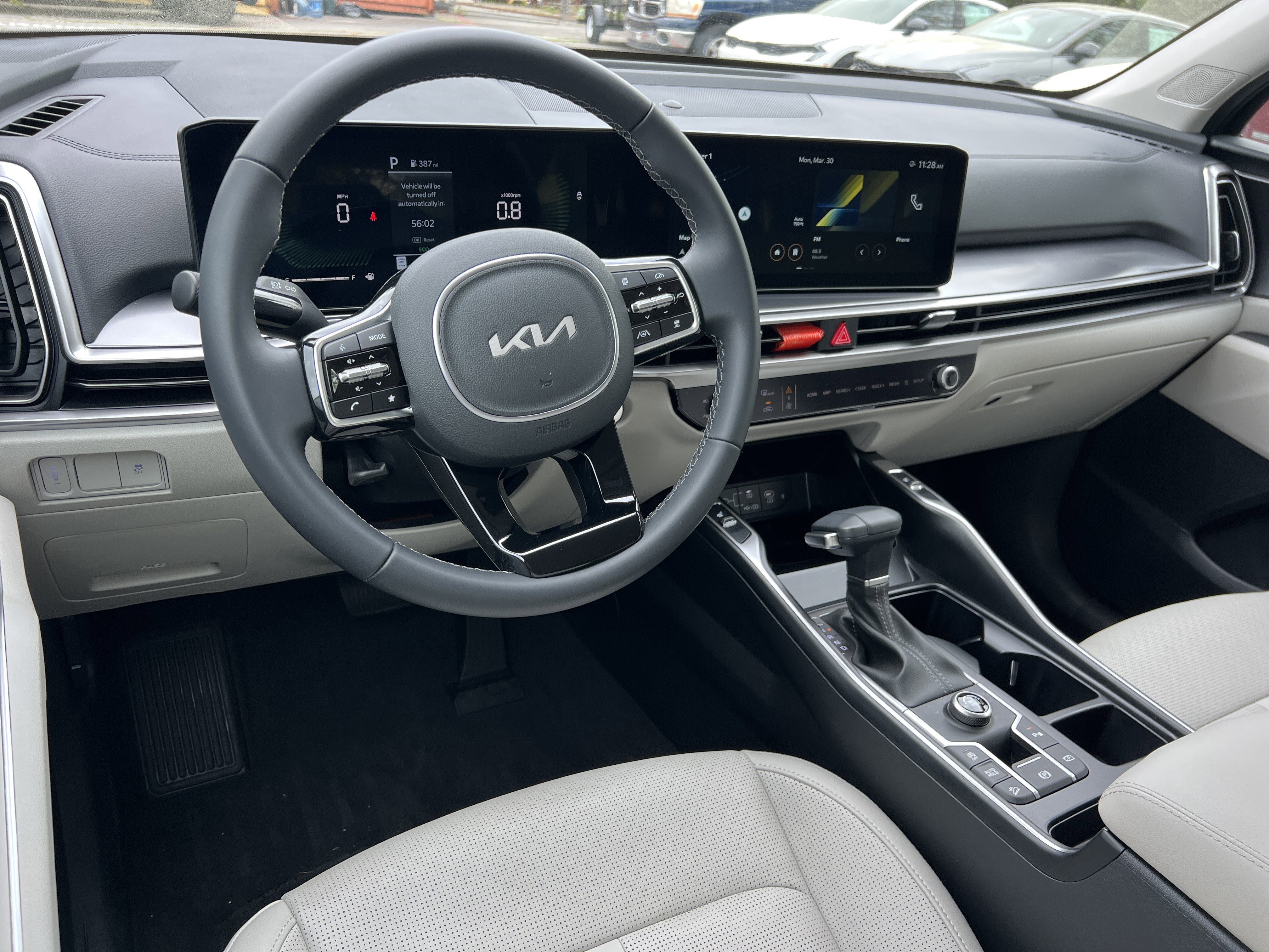 Certified 2025 Kia Sorento S w/ Panoramic Sunroof Package image 22