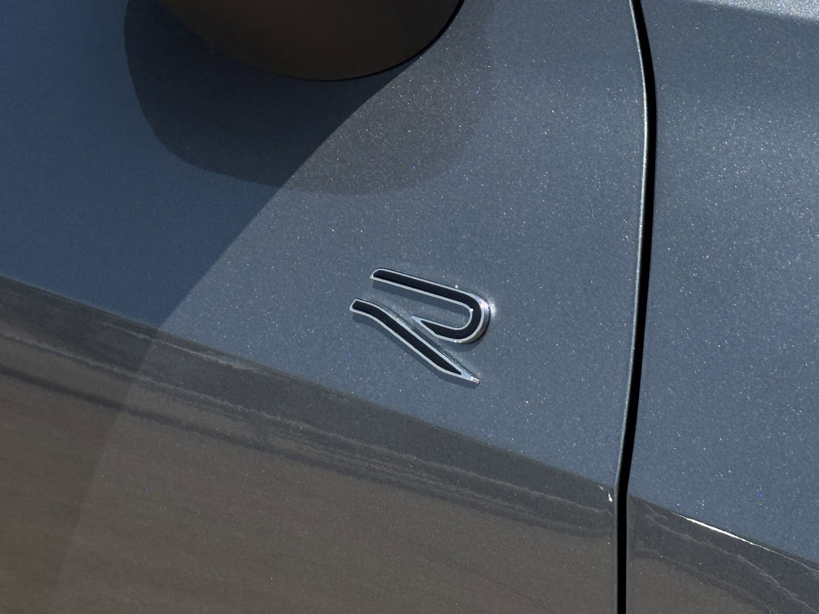 New 2026 Volkswagen Tiguan SE R-Line FWD image 12