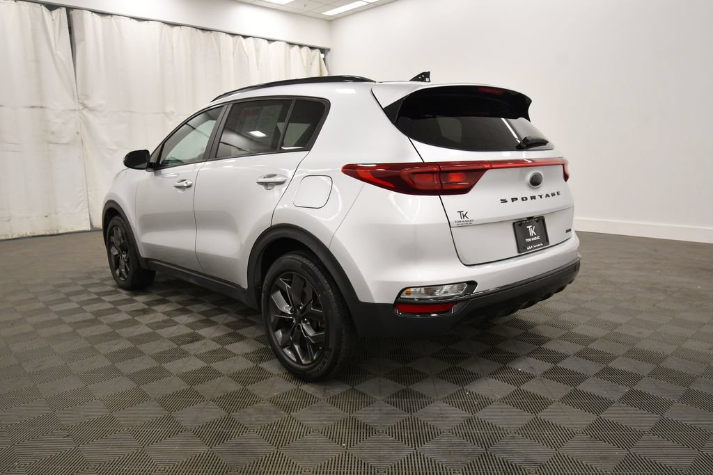 Certified 2022 Kia Sportage Nightfall Edition AWD/4WD image 5
