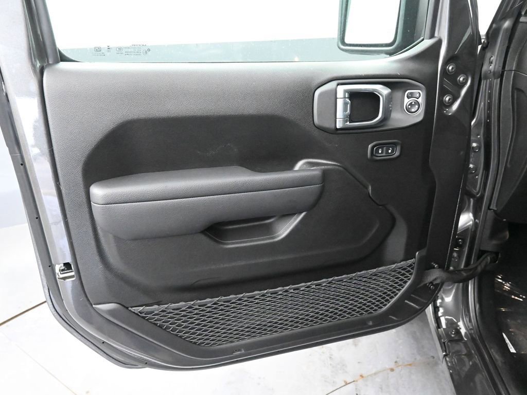 New 2026 Jeep Gladiator Sport image 17