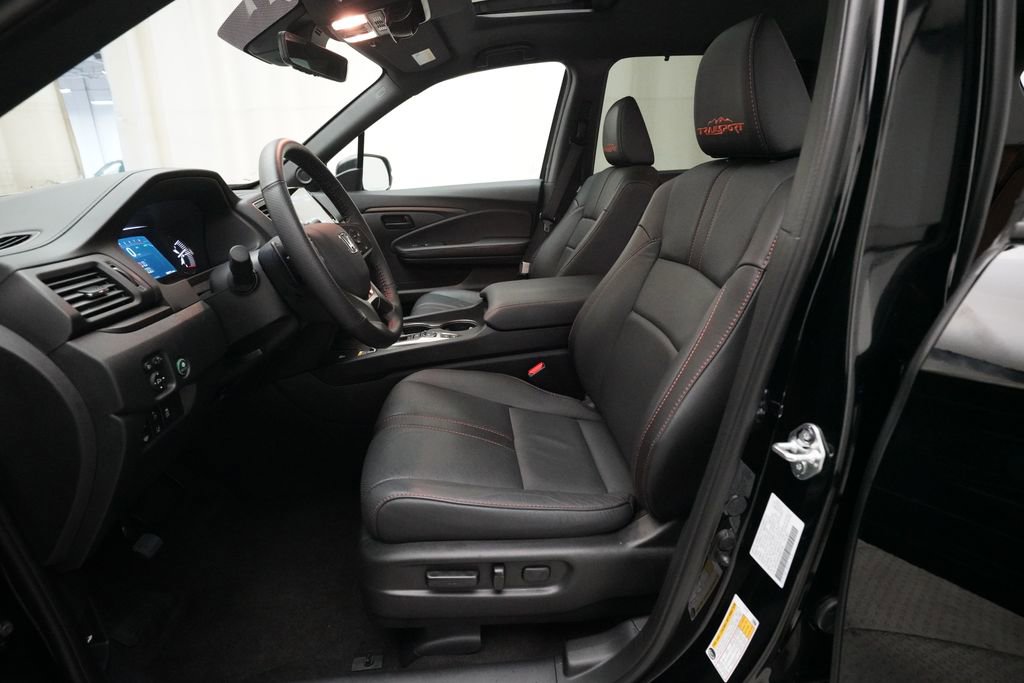 Certified 2024 Honda Passport TrailSport image 7