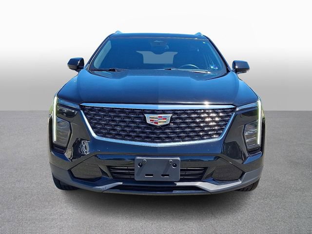 Used 2025 Cadillac XT4 Premium Luxury AWD/4WD image 2