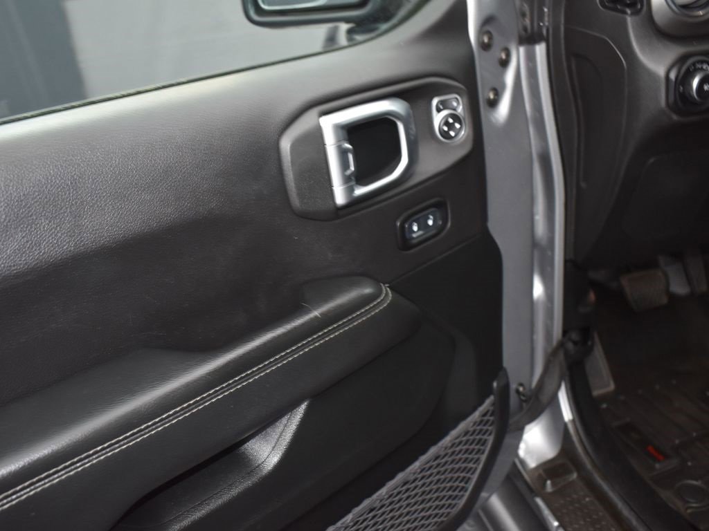 Used 2020 Jeep Wrangler Unlimited Sahara w/ Uconnect 4C Nav & Sound Group image 6