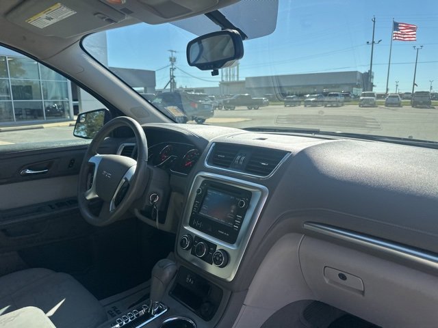 Used 2014 GMC Acadia SLE image 10