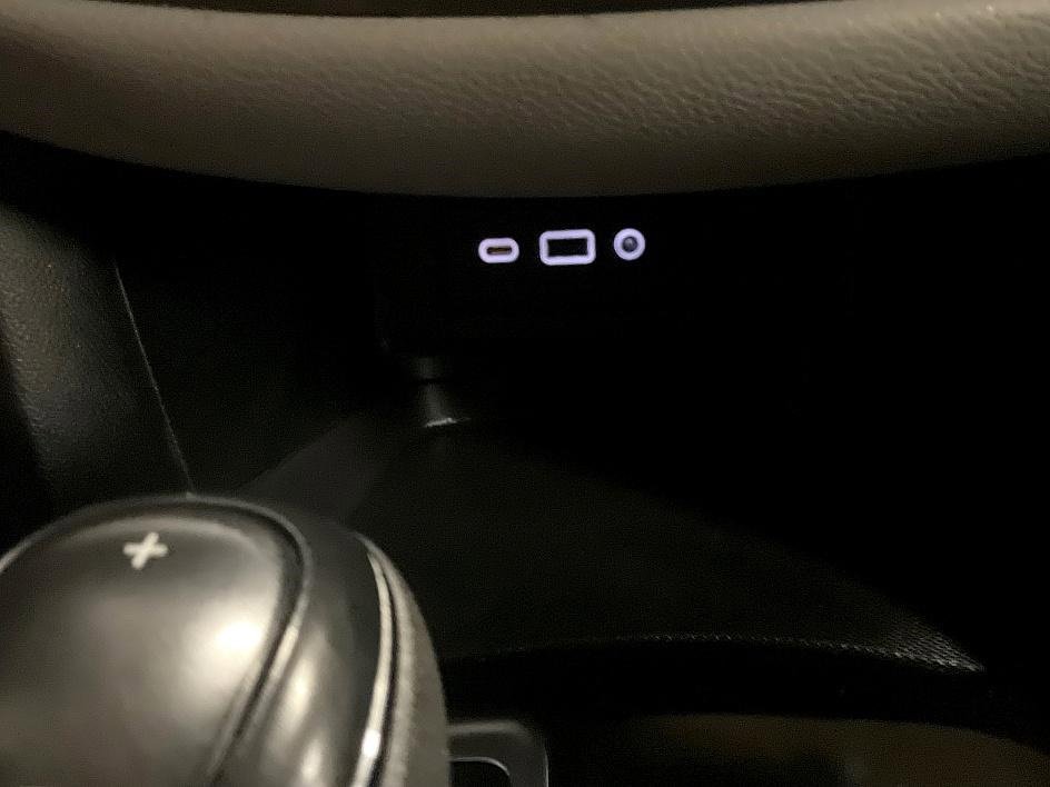 Used 2020 Chevrolet Equinox LS w/ LS Convenience Package image 19