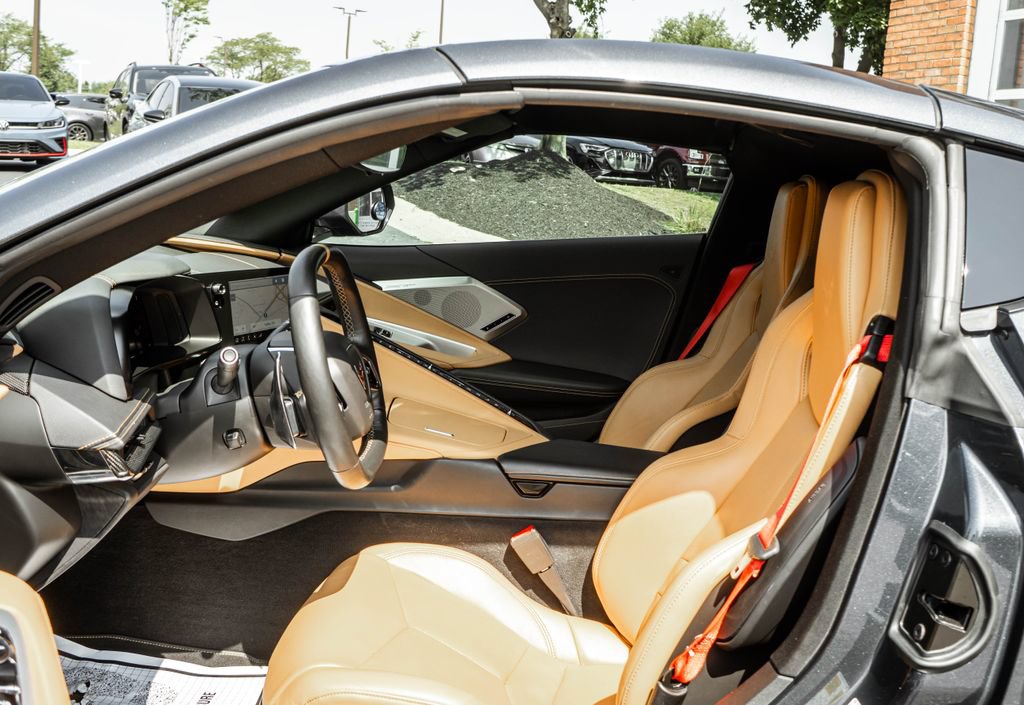 Used 2020 Chevrolet Corvette Stingray Preferred Cpe w/ 2LT Preferred Equipment Group RWD image 25