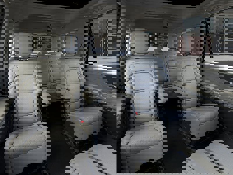 New 2025 Lincoln Navigator Reserve image 11