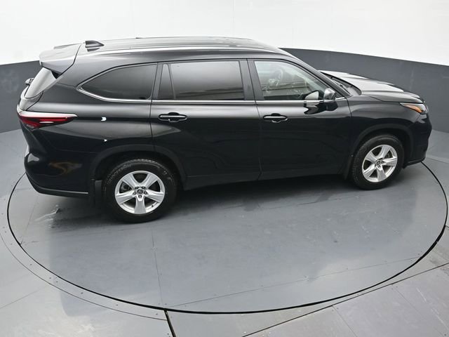 Certified 2025 Toyota Highlander LE image 48