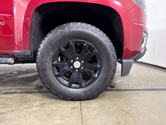 Used 2020 Chevrolet Colorado LT w/ Safety Package AWD/4WD image 12