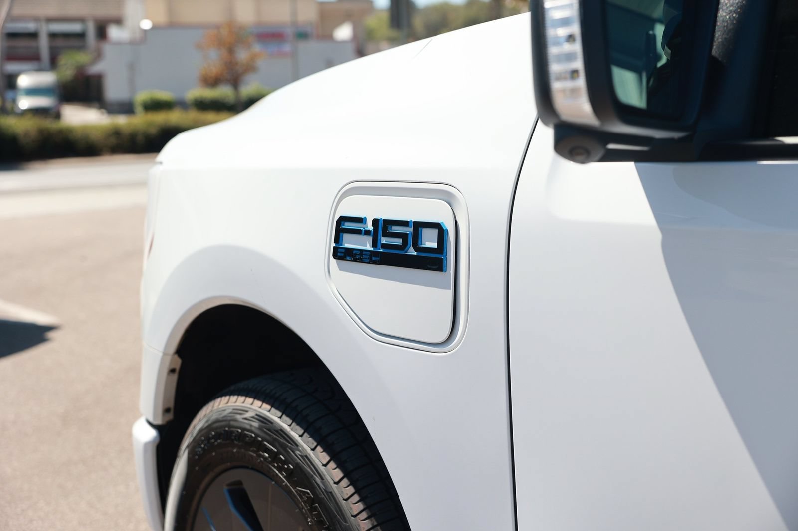 Used 2024 Ford F150 Lightning Flash AWD/4WD image 18