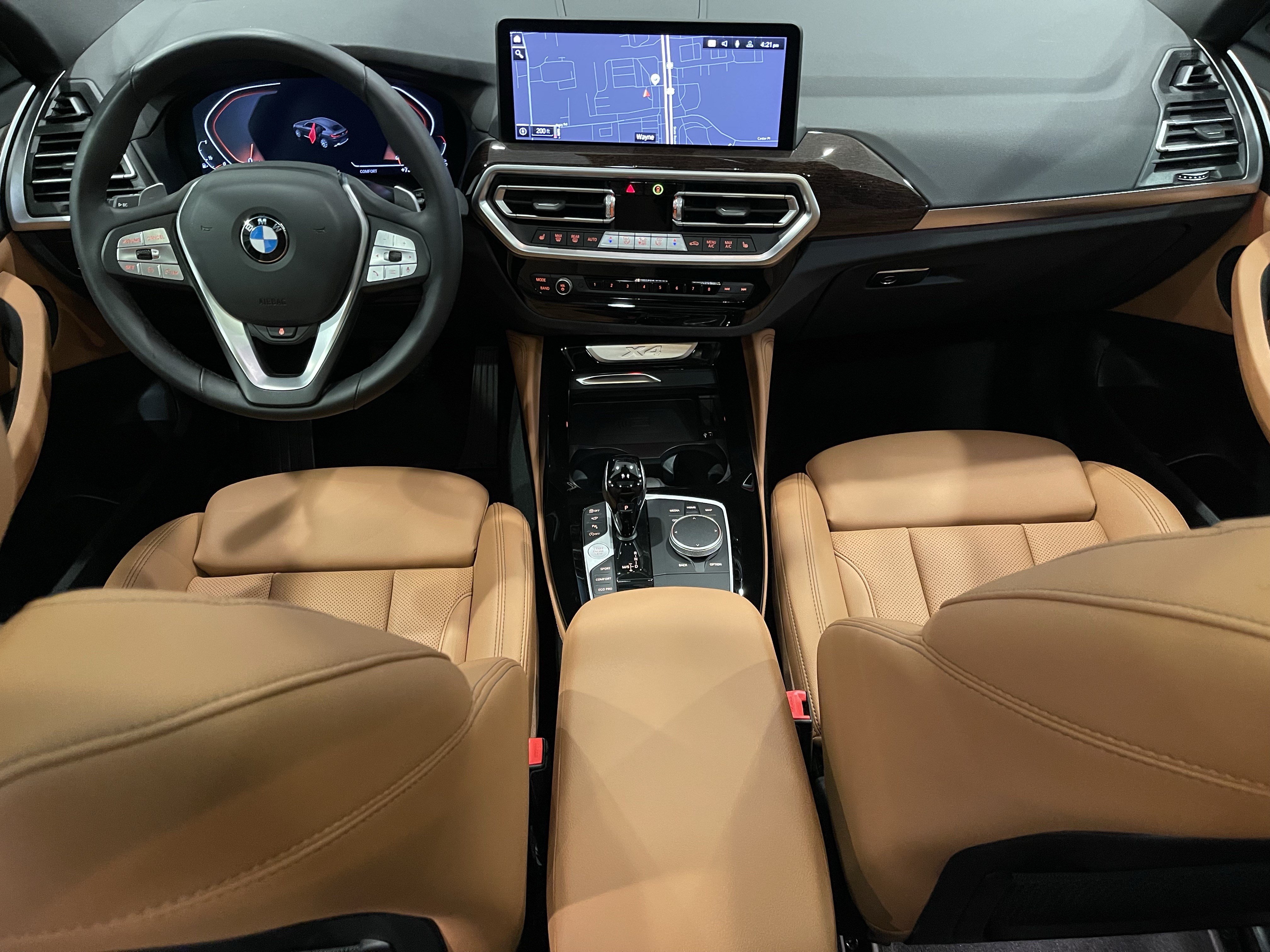Used 2025 BMW X4 xDrive30i AWD/4WD image 16