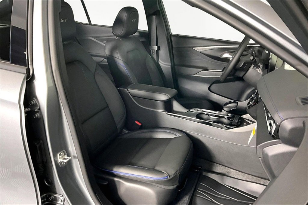 New 2026 Buick Envista Sport Touring w/ Convenience I Package image 12