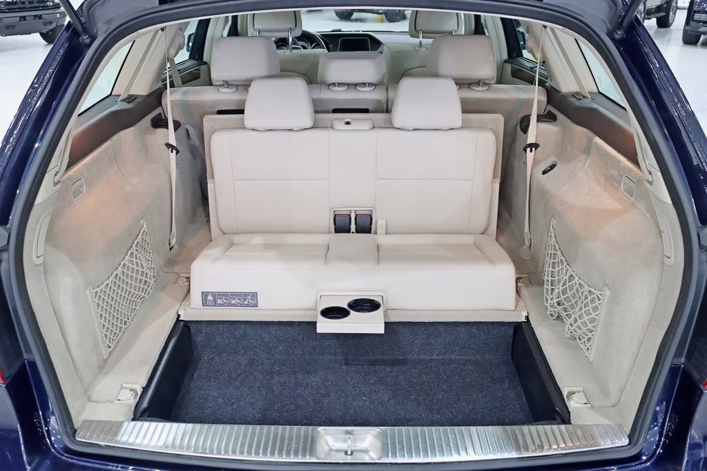 Used 2016 Mercedes-Benz E 350 4MATIC Wagon w/ Premium Package image 37