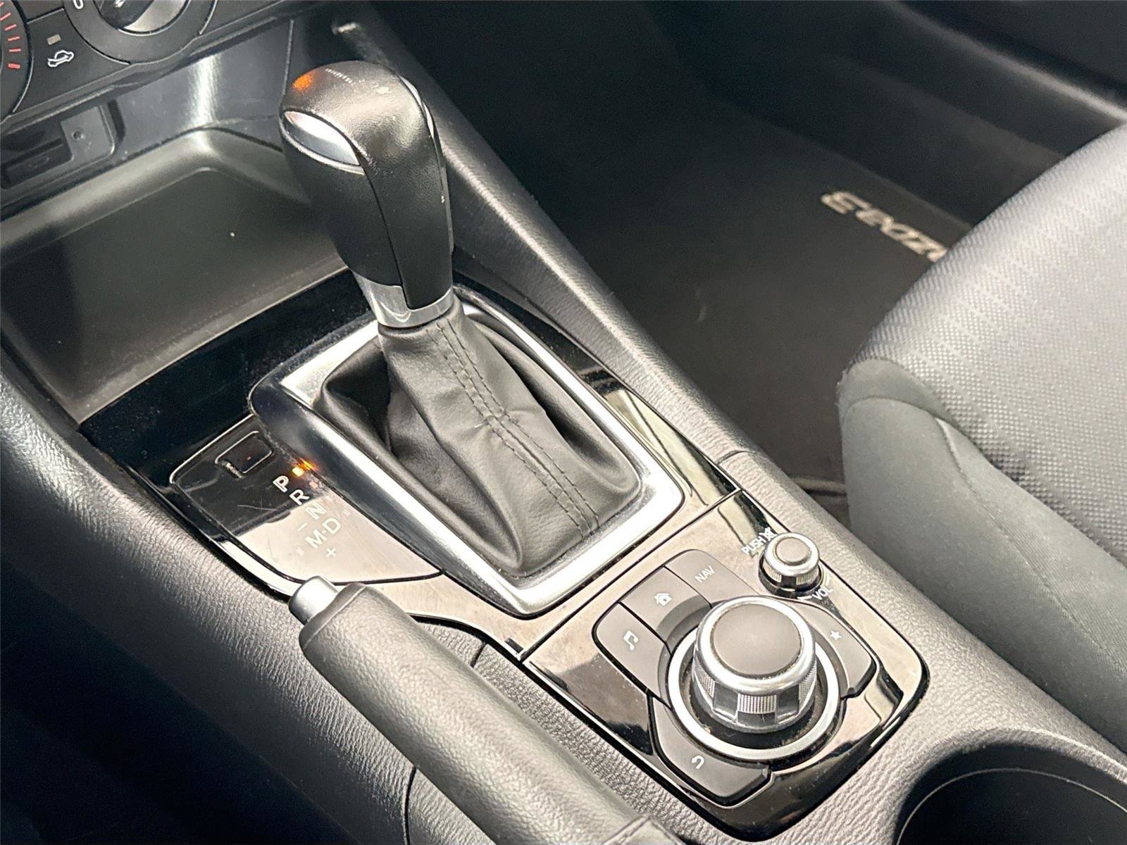 Used 2015 MAZDA MAZDA3 i Sport FWD image 24