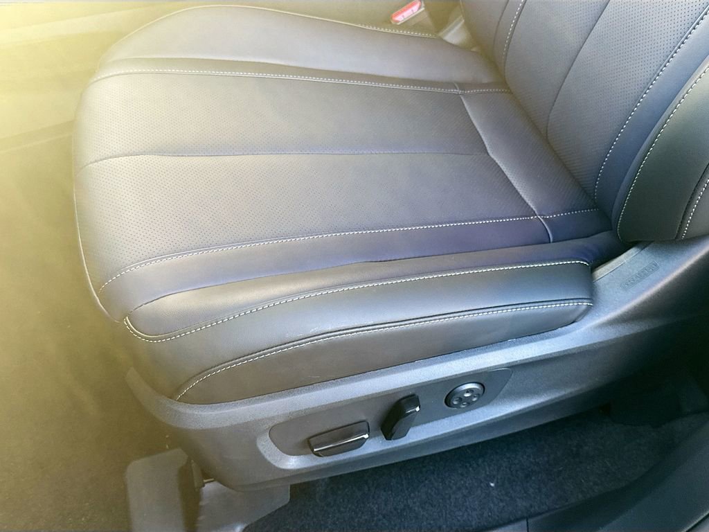 Used 2026 INFINITI QX60 Sport w/ Dark Cargo Package image 21