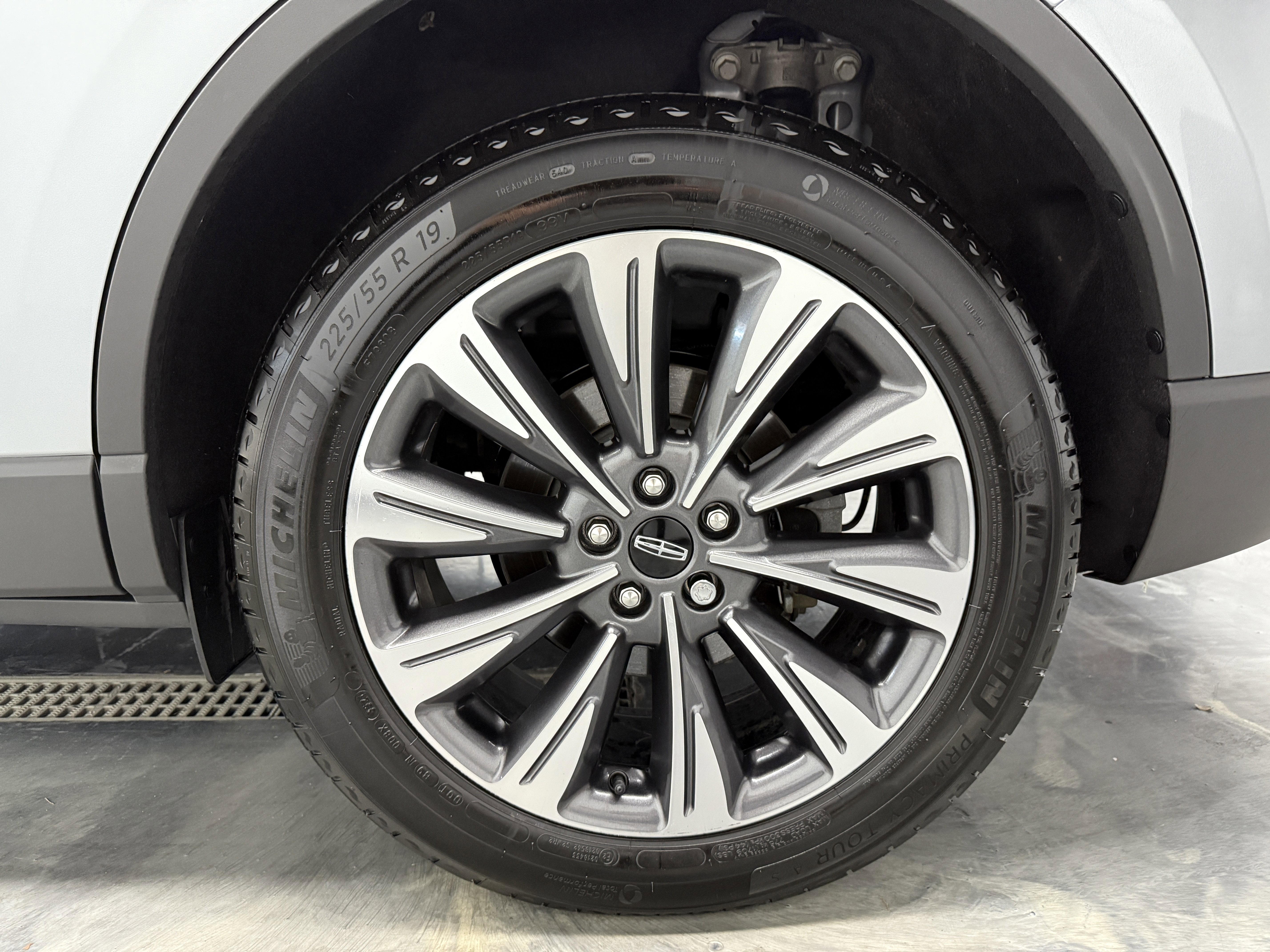 Used 2021 Lincoln Corsair Reserve w/ Elements Package image 31