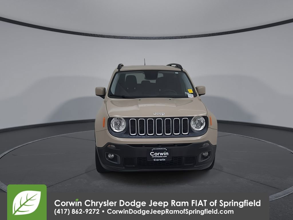 Used 2016 Jeep Renegade Latitude image 5