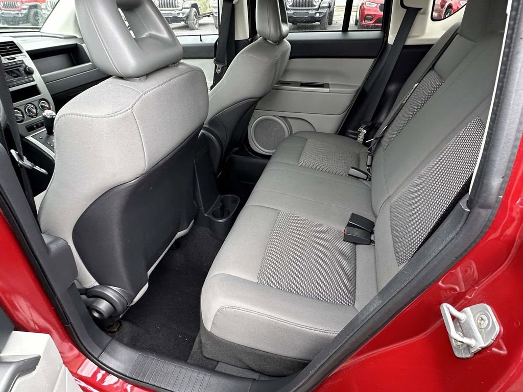 Used 2007 Jeep Compass Sport image 12