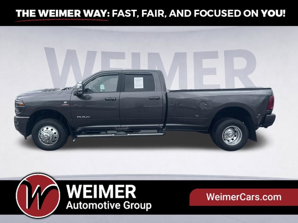 Used 2025 RAM 3500 Laramie w/ Sport Appearance Package AWD/4WD image 6