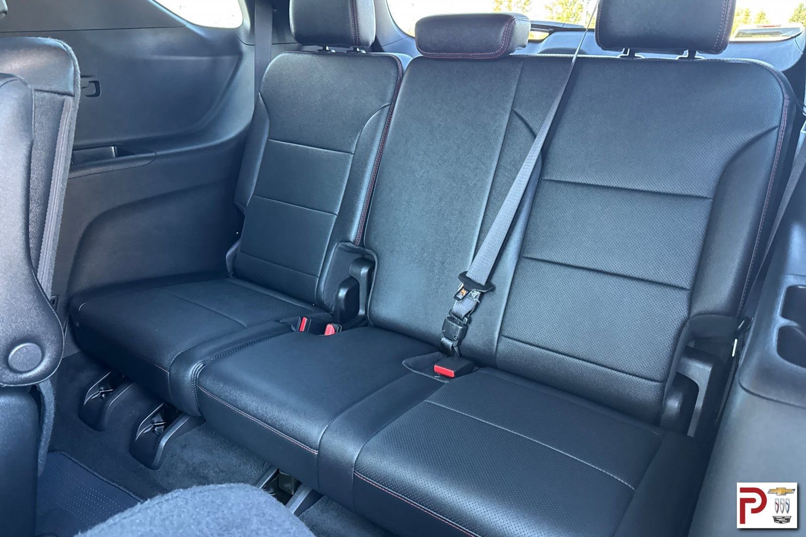 Certified 2025 Chevrolet Traverse RS w/ LPO, Floor Liner Package AWD/4WD image 17