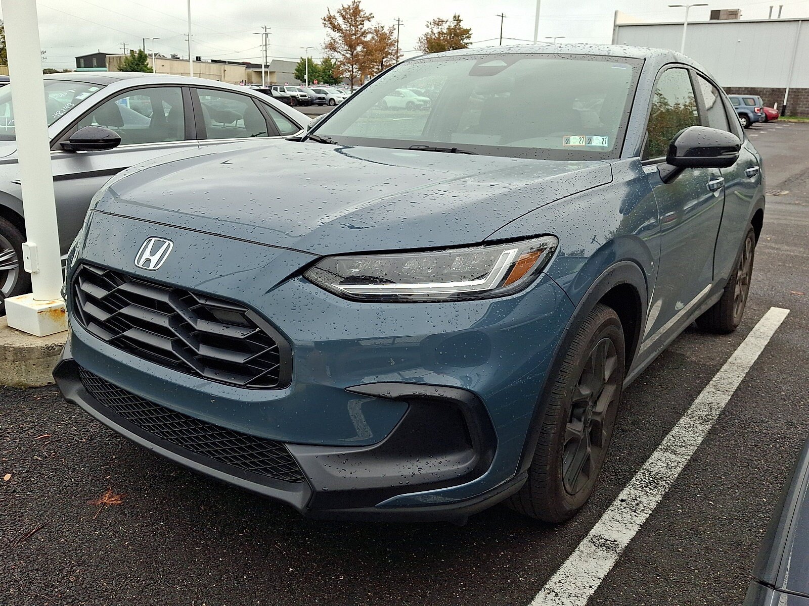 Used 2024 Honda HR-V Sport image 2