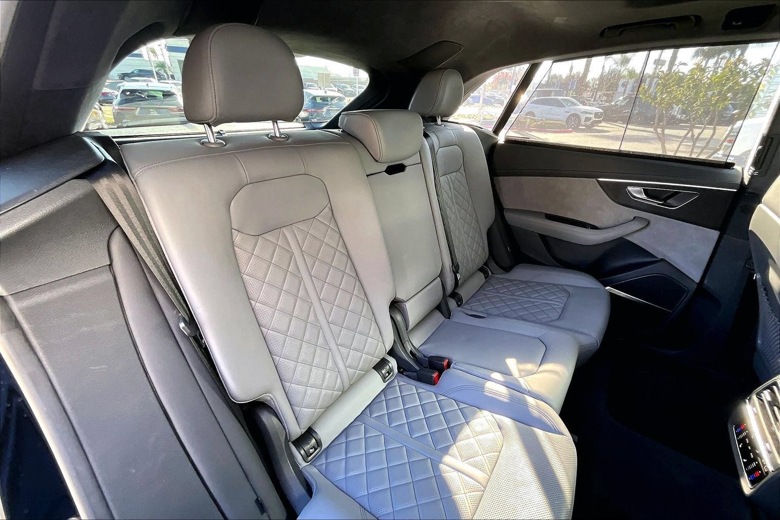 Used 2023 Audi SQ8 Premium Plus AWD/4WD image 26
