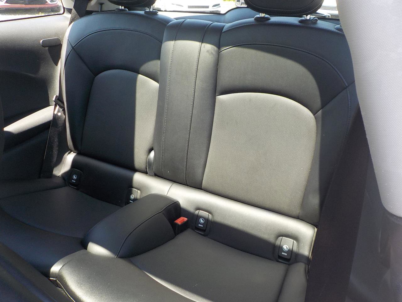 Used 2015 MINI Cooper 2-Door Hardtop FWD image 20