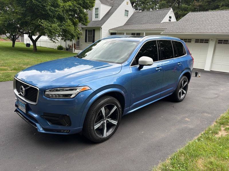 Used 2019 Volvo XC90 T5 R-Design w/ Protection Package AWD/4WD image 2