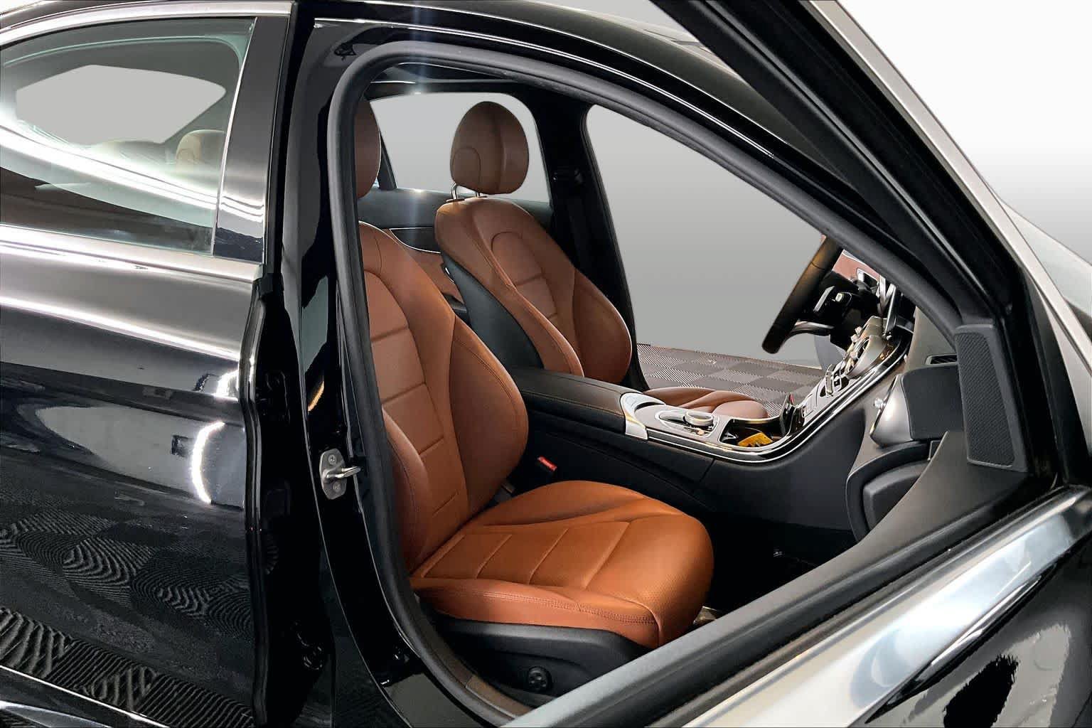 Certified 2020 Mercedes-Benz C 300 4MATIC Sedan image 8