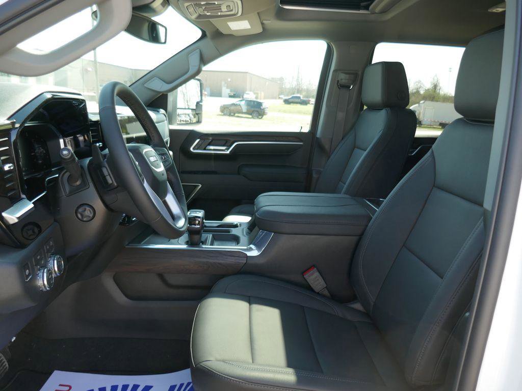 New 2026 GMC Sierra 1500 SLT w/ SLT Premium Plus Package image 15