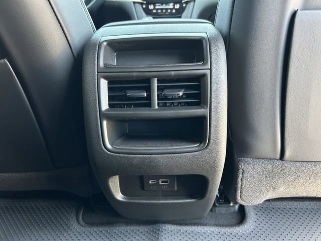 New 2025 Cadillac XT5 Premium Luxury image 30