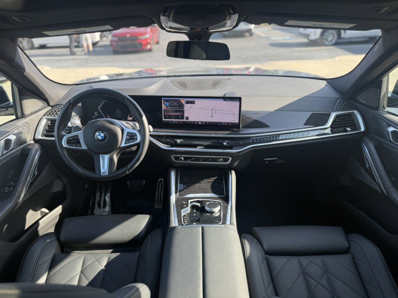 Certified 2024 BMW X6 xDrive40i w/ M Sport Professional Package image 20