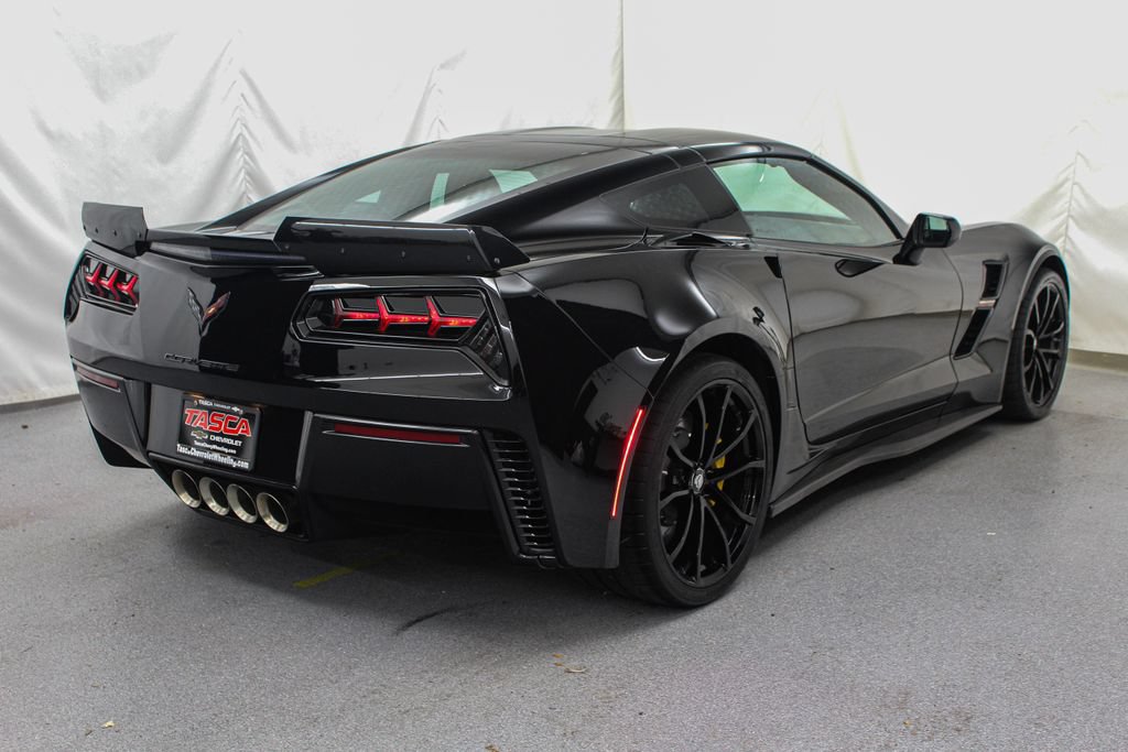 Used 2017 Chevrolet Corvette Grand Sport RWD image 11