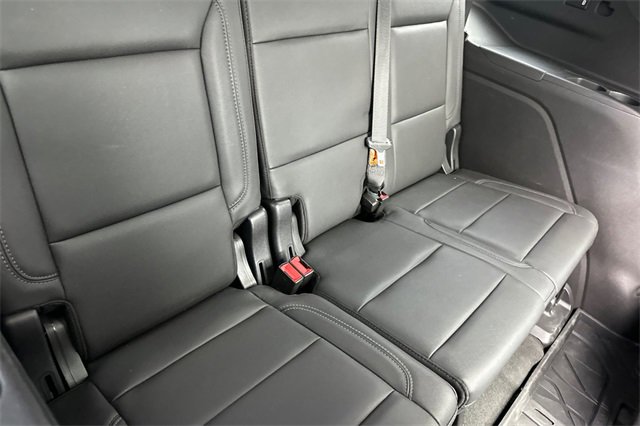 Used 2022 Chevrolet Tahoe Z71 w/ Z71 Off-Road Package image 18