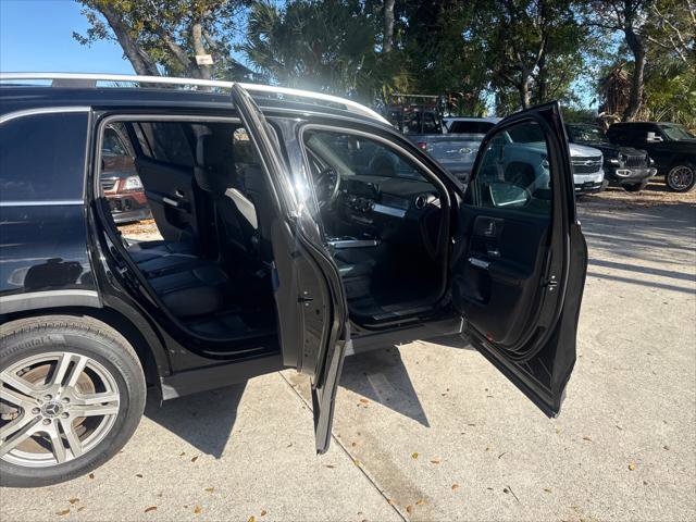 Used 2021 Mercedes-Benz GLB 250 image 13